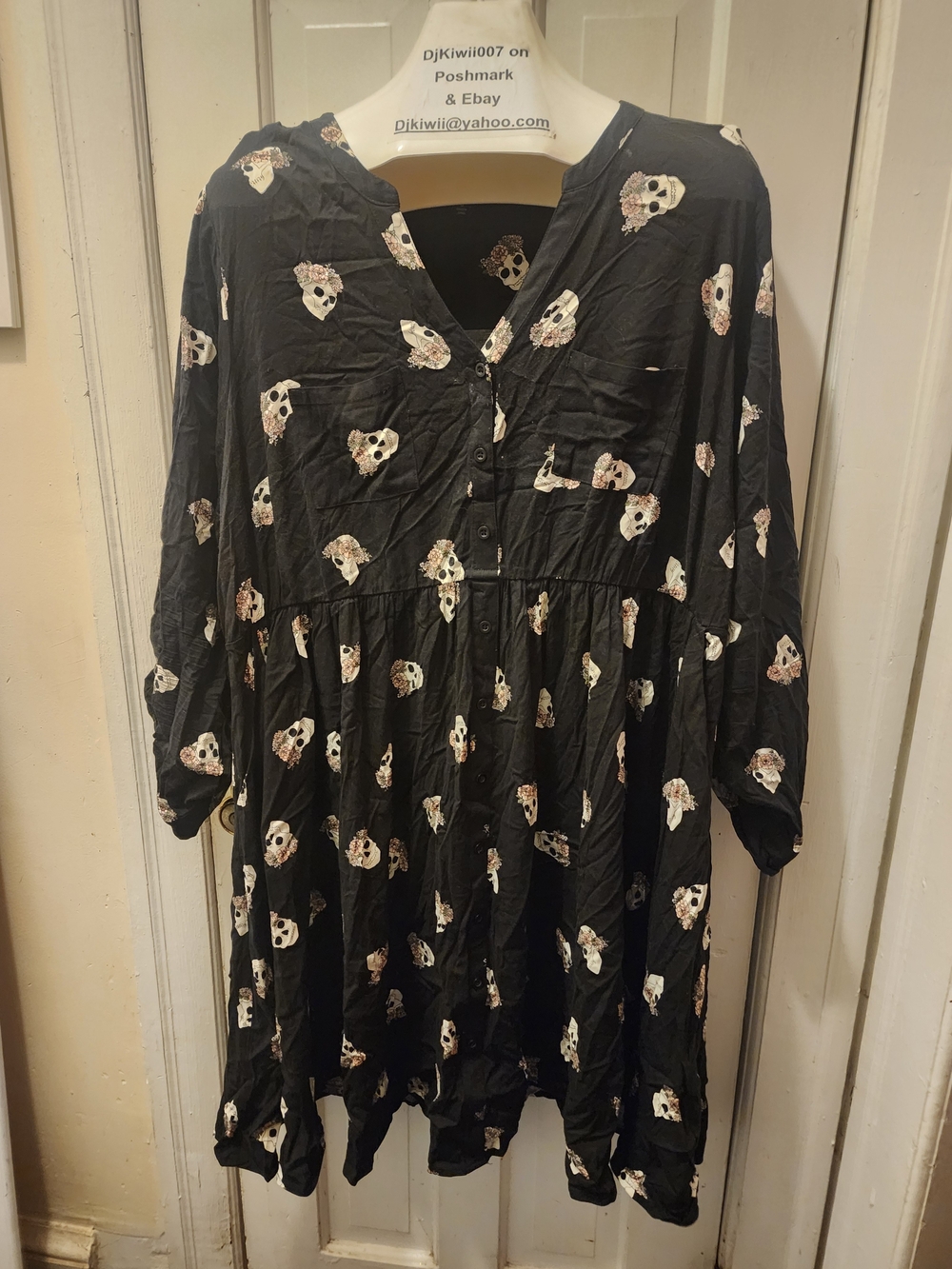 3x [Torrid] Black Floral Skull Shirt Dress